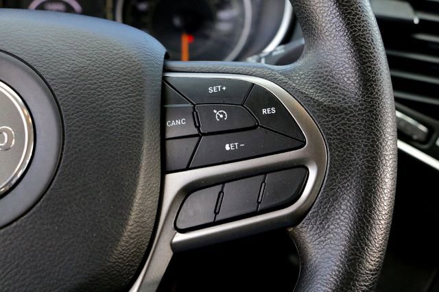 Used 2020 Jeep Cherokee Latitude image 17