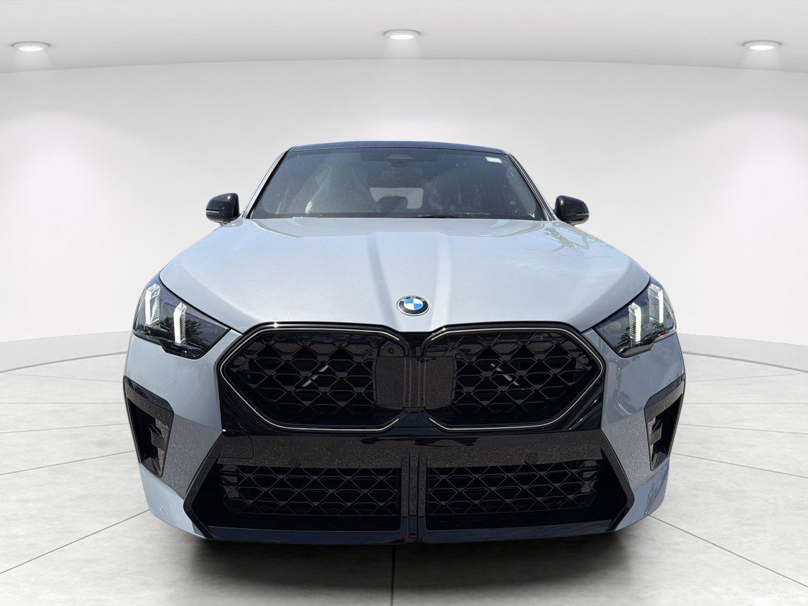 New 2026 BMW X2 xDrive28i w/ Technology Package AWD/4WD image 2