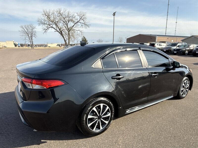Used 2020 Toyota Corolla L image 9