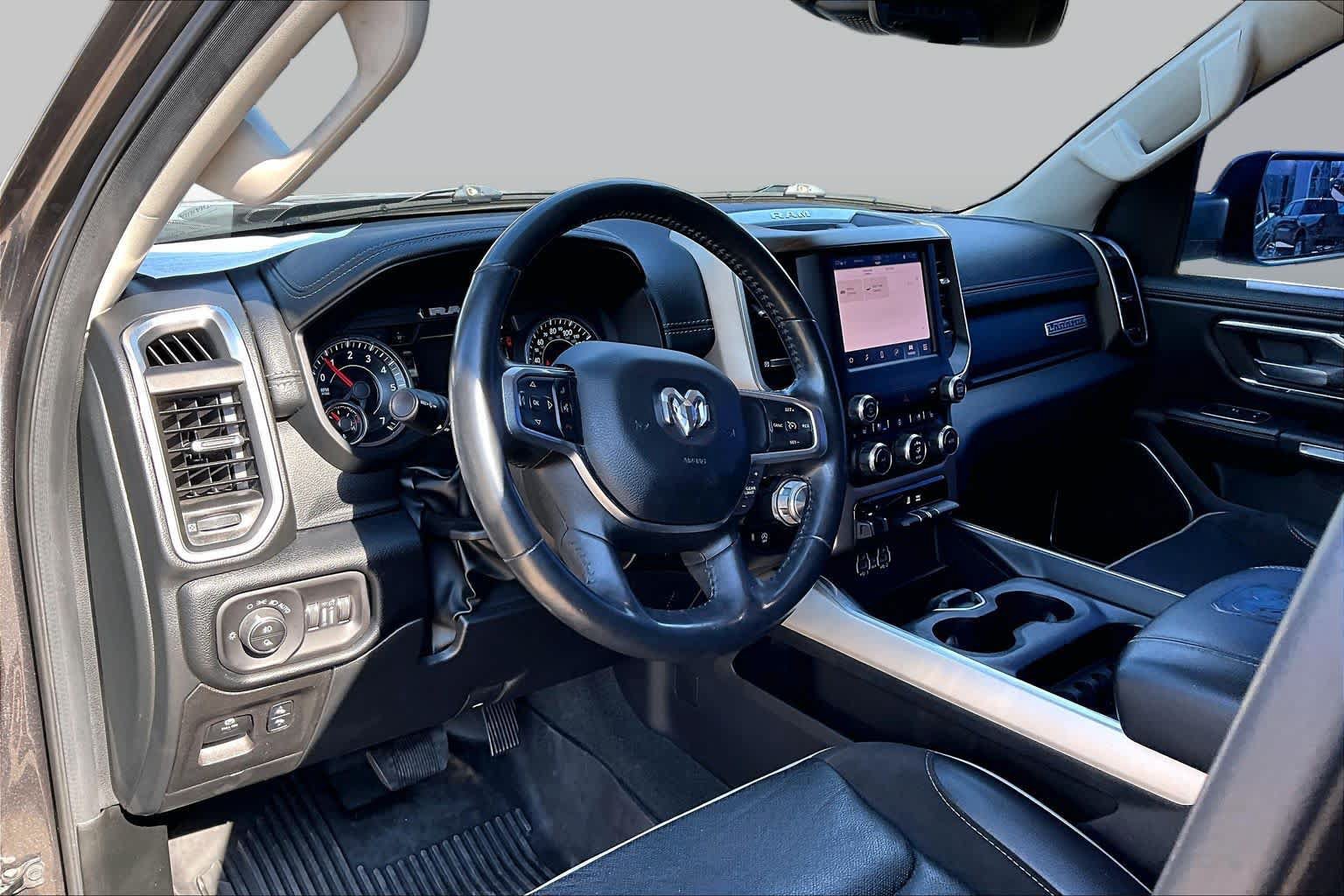 Used 2022 RAM 1500 Laramie RWD image 15