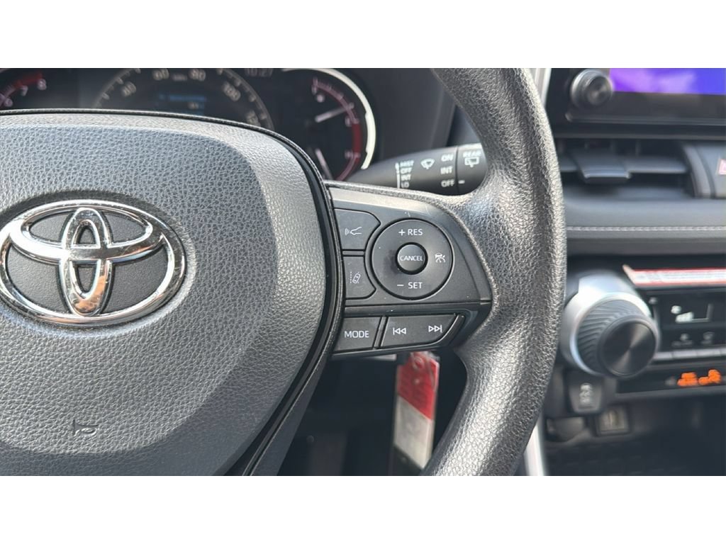 Used 2024 Toyota RAV4 LE FWD image 23