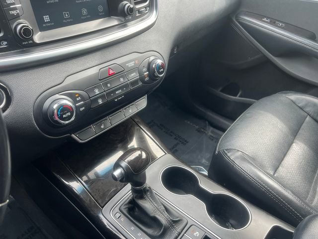 Used 2017 Kia Sorento EX image 21