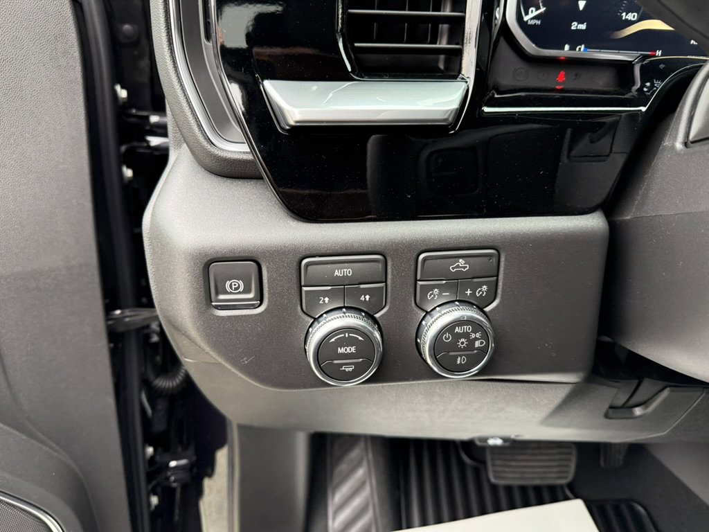 New 2026 GMC Sierra 1500 Elevation image 14