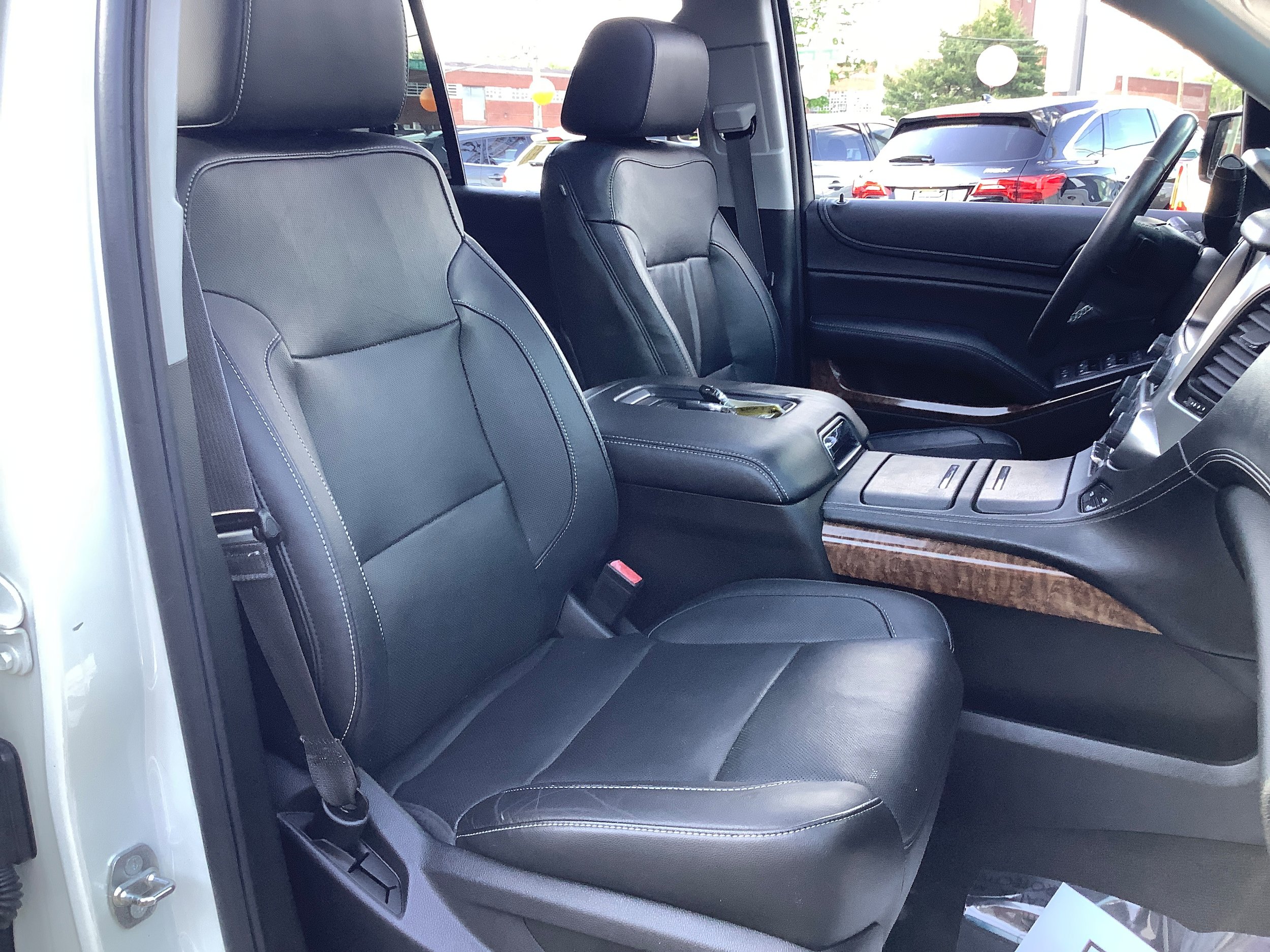Used 2015 Chevrolet Tahoe LTZ AWD/4WD image 17