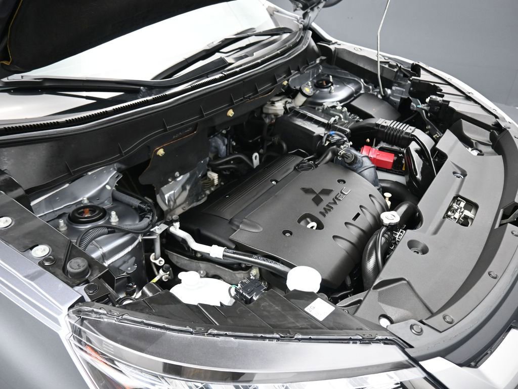 Used 2023 Mitsubishi Outlander Sport ES image 40