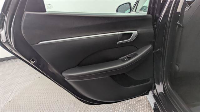 Used 2025 Hyundai Sonata SEL FWD image 16