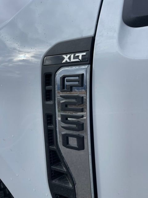 New 2026 Ford F250 XLT w/ XLT Premium Package image 9