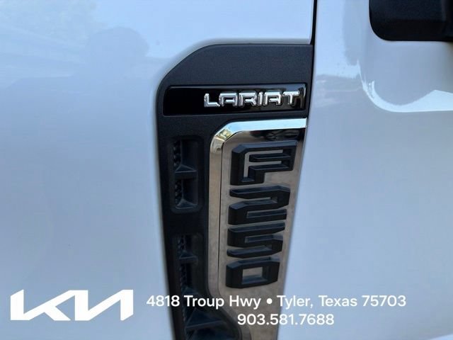 Used 2023 Ford F250 Lariat w/ FX4 Off-Road Package AWD/4WD image 5