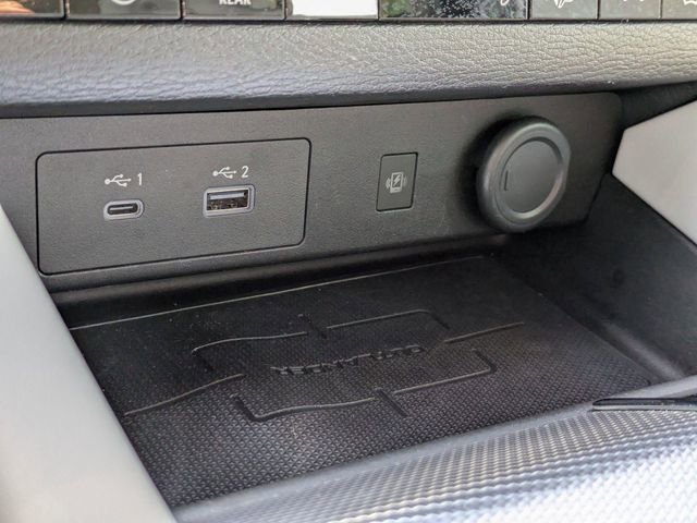 Used 2024 Mitsubishi Outlander SEL image 25