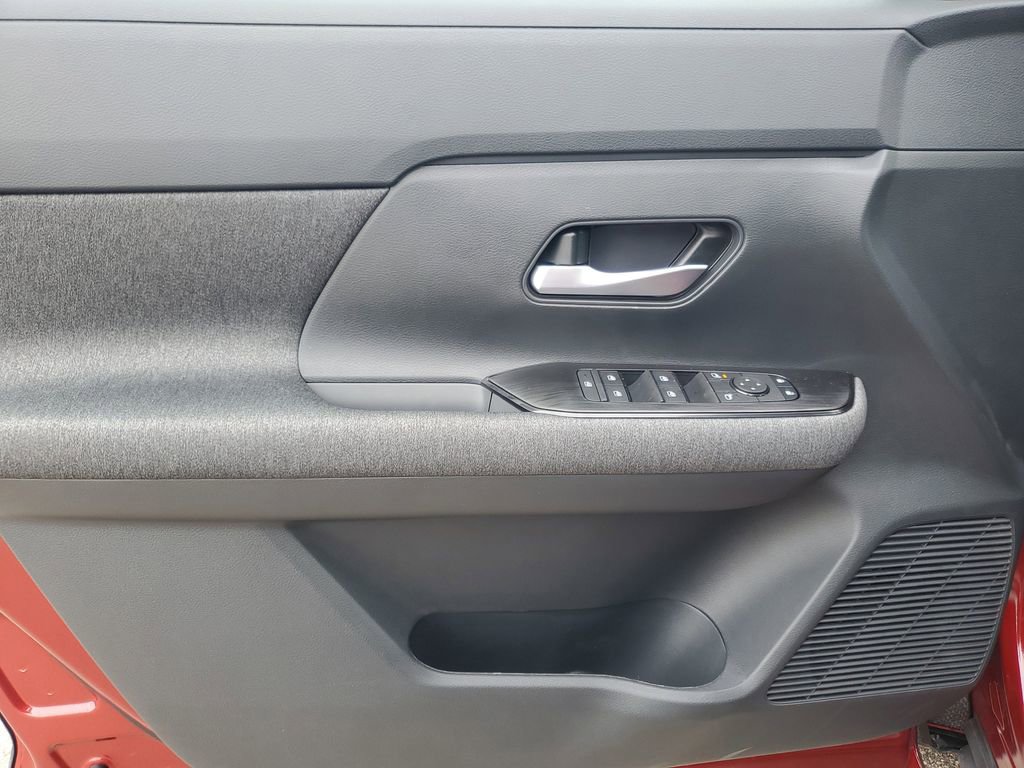 New 2026 Nissan Kicks SV image 9