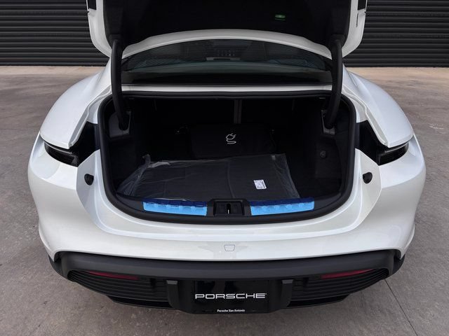 New 2026 Porsche Taycan RWD image 25