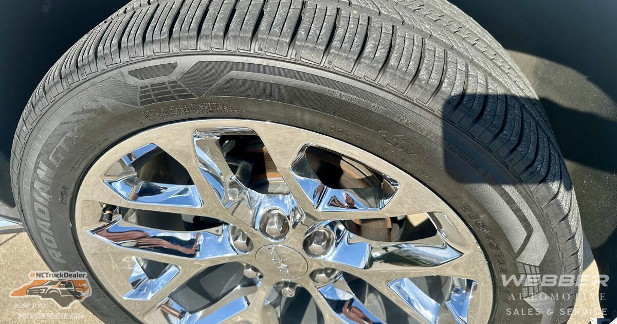 Used 2020 GMC Yukon Denali w/ Open Road Package image 34