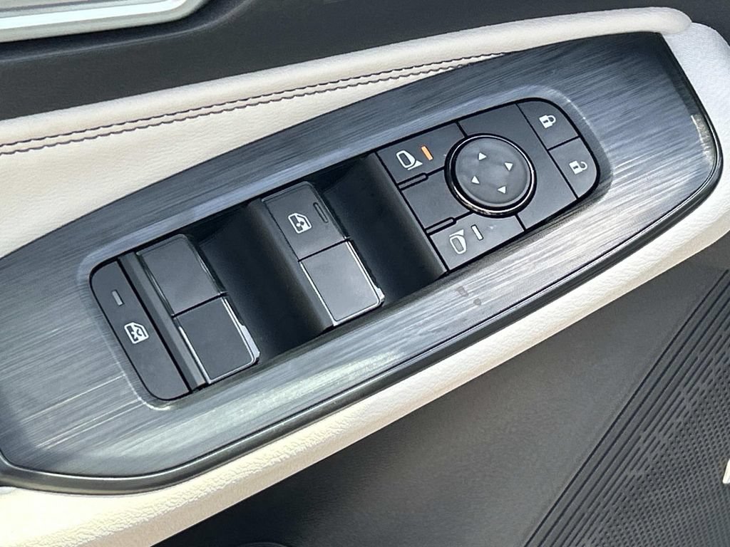 New 2026 Nissan Sentra SL w/ Floor Mat Package FWD image 17