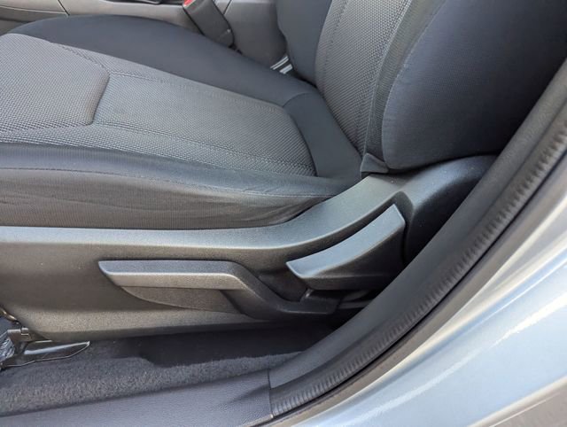 Used 2023 Subaru Crosstrek 2.0i image 9