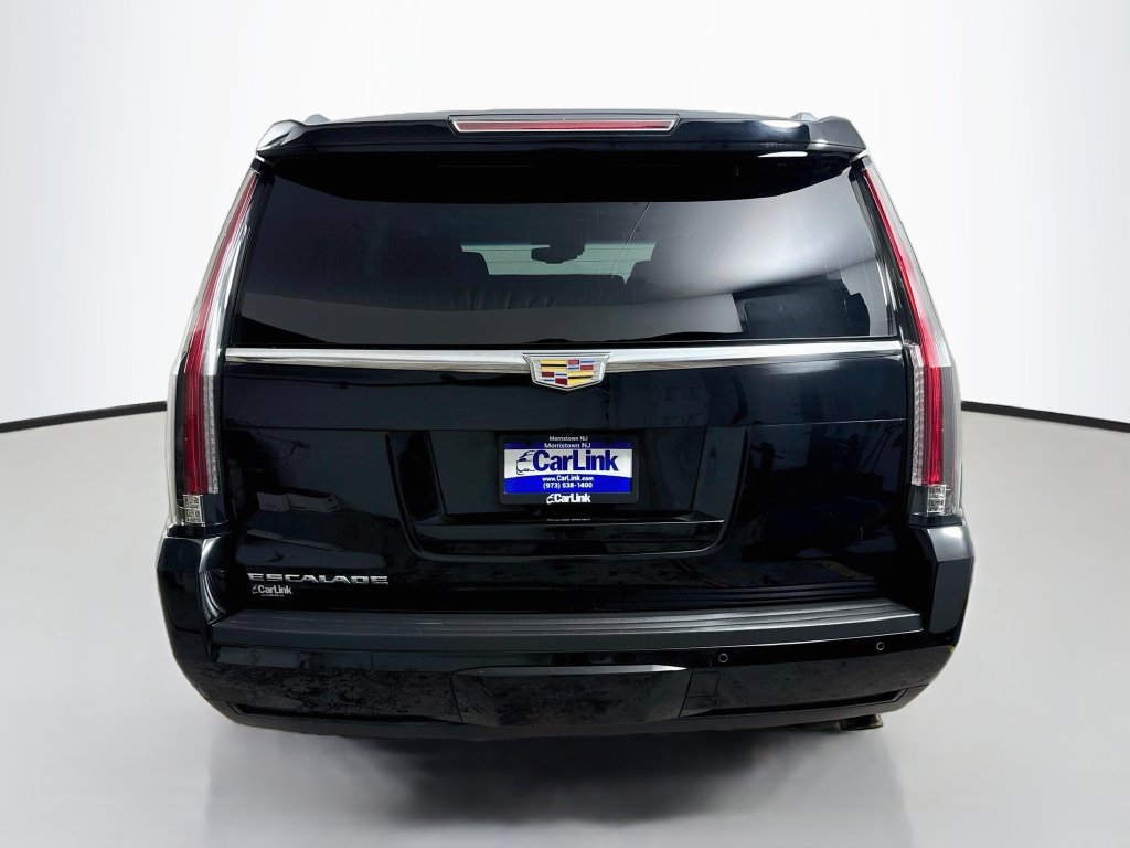 Used 2016 Cadillac Escalade Premium AWD/4WD image 7