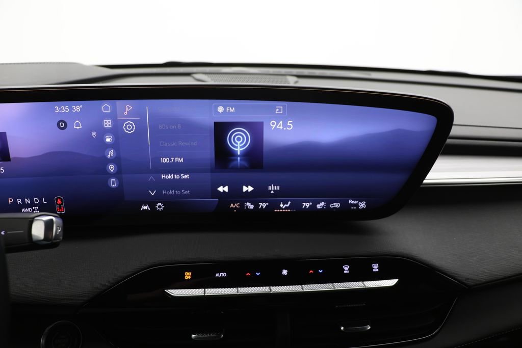 Used 2025 Buick Enclave Preferred image 21