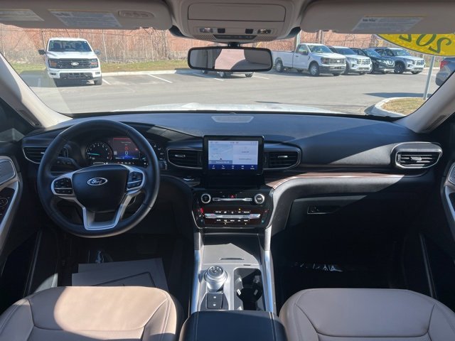 Used 2024 Ford Explorer Limited image 20