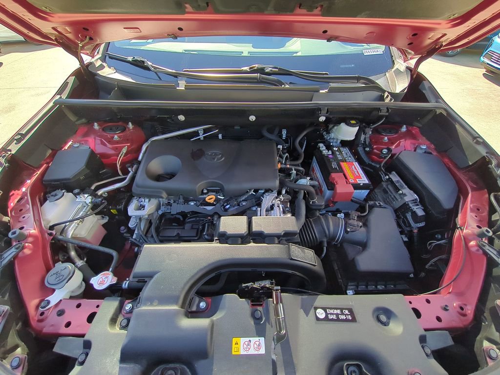 Used 2021 Toyota RAV4 LE image 35