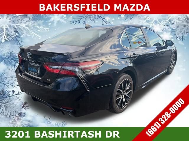 Used 2023 Toyota Camry SE image 5