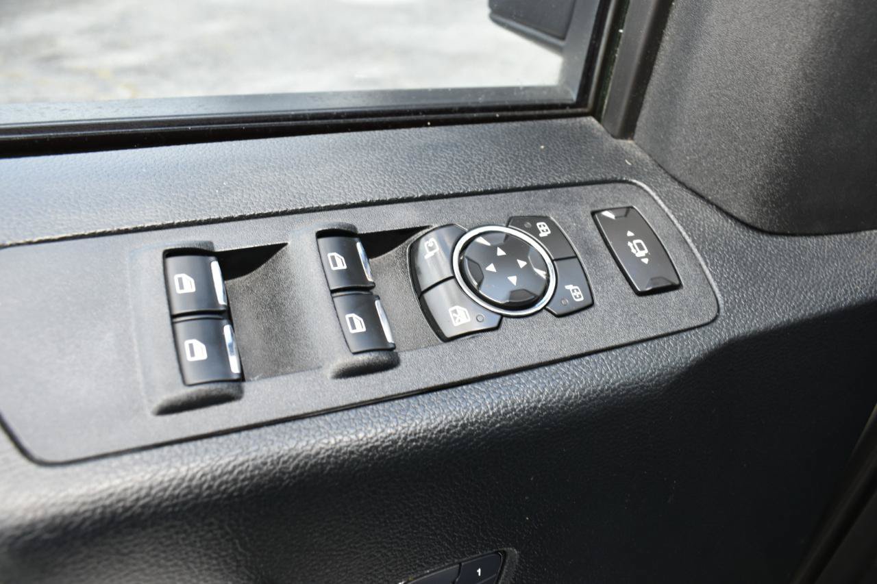 Used 2017 Ford F250 Lariat w/ Lariat Value Package AWD/4WD image 41