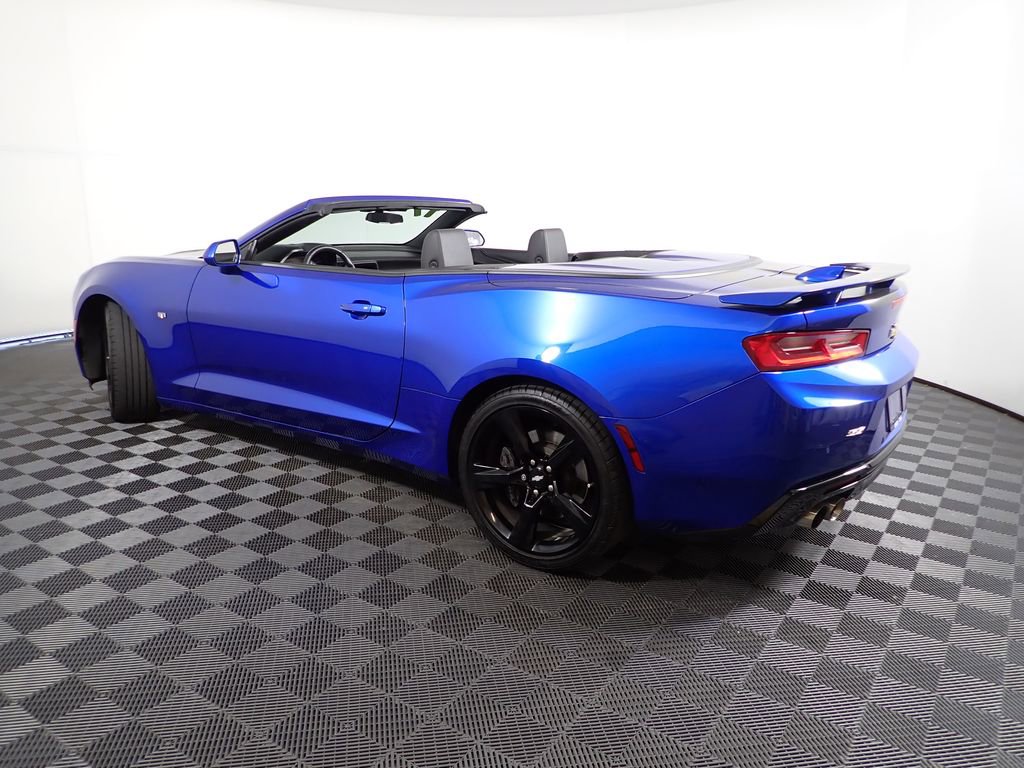 Used 2017 Chevrolet Camaro SS image 15