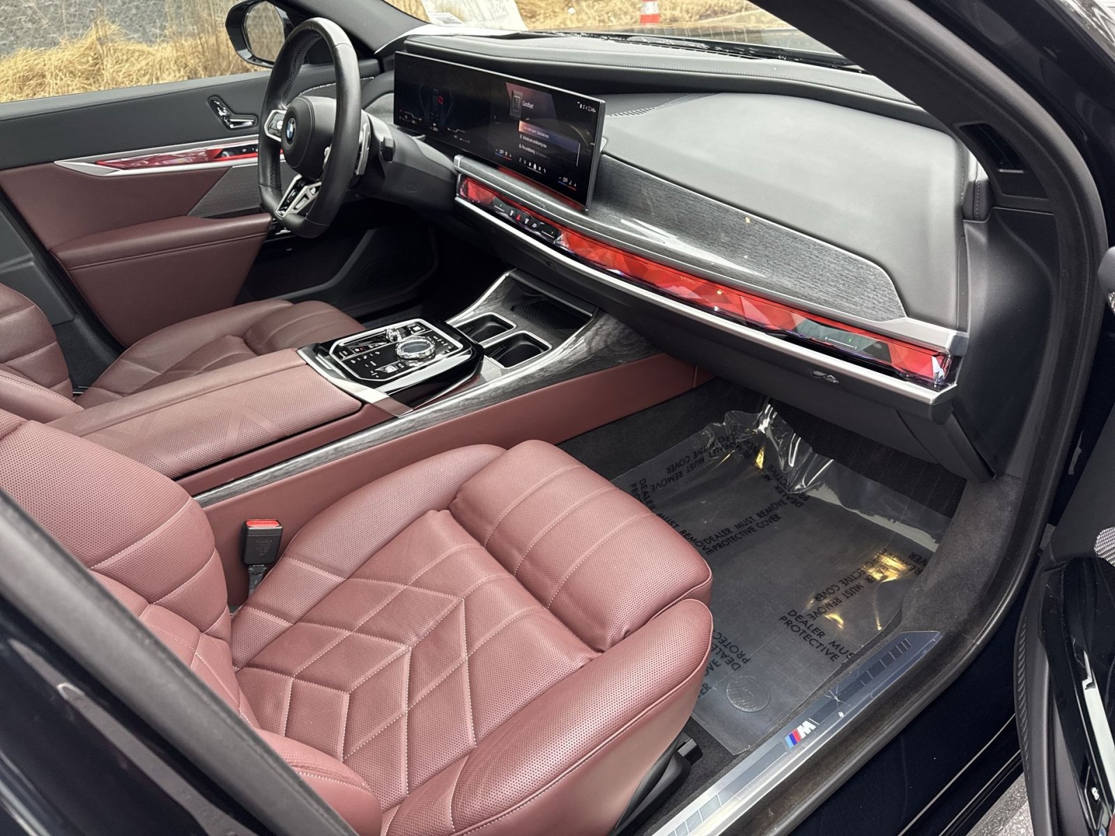 Used 2023 BMW 760i xDrive image 33