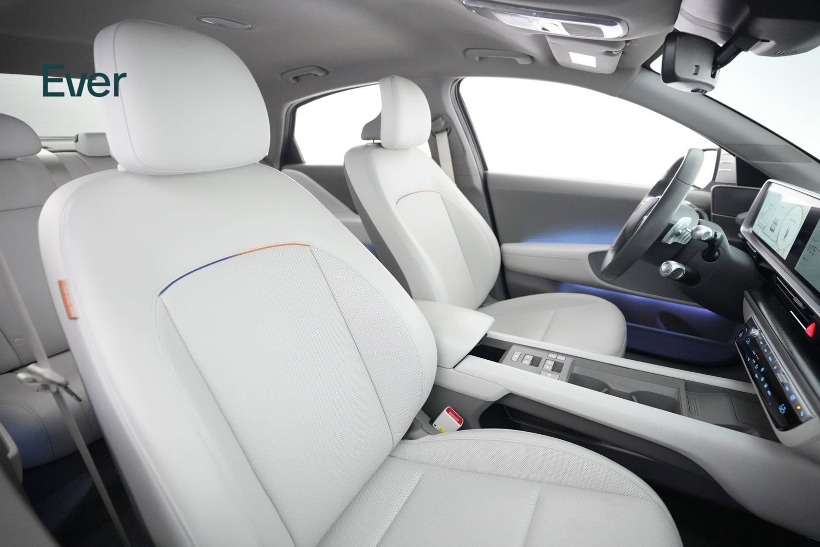 Used 2025 Hyundai Ioniq 6 SEL RWD image 23