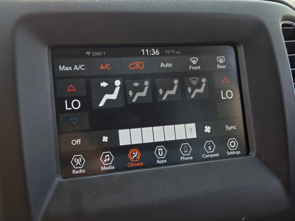 Used 2020 Jeep Compass Latitude image 24