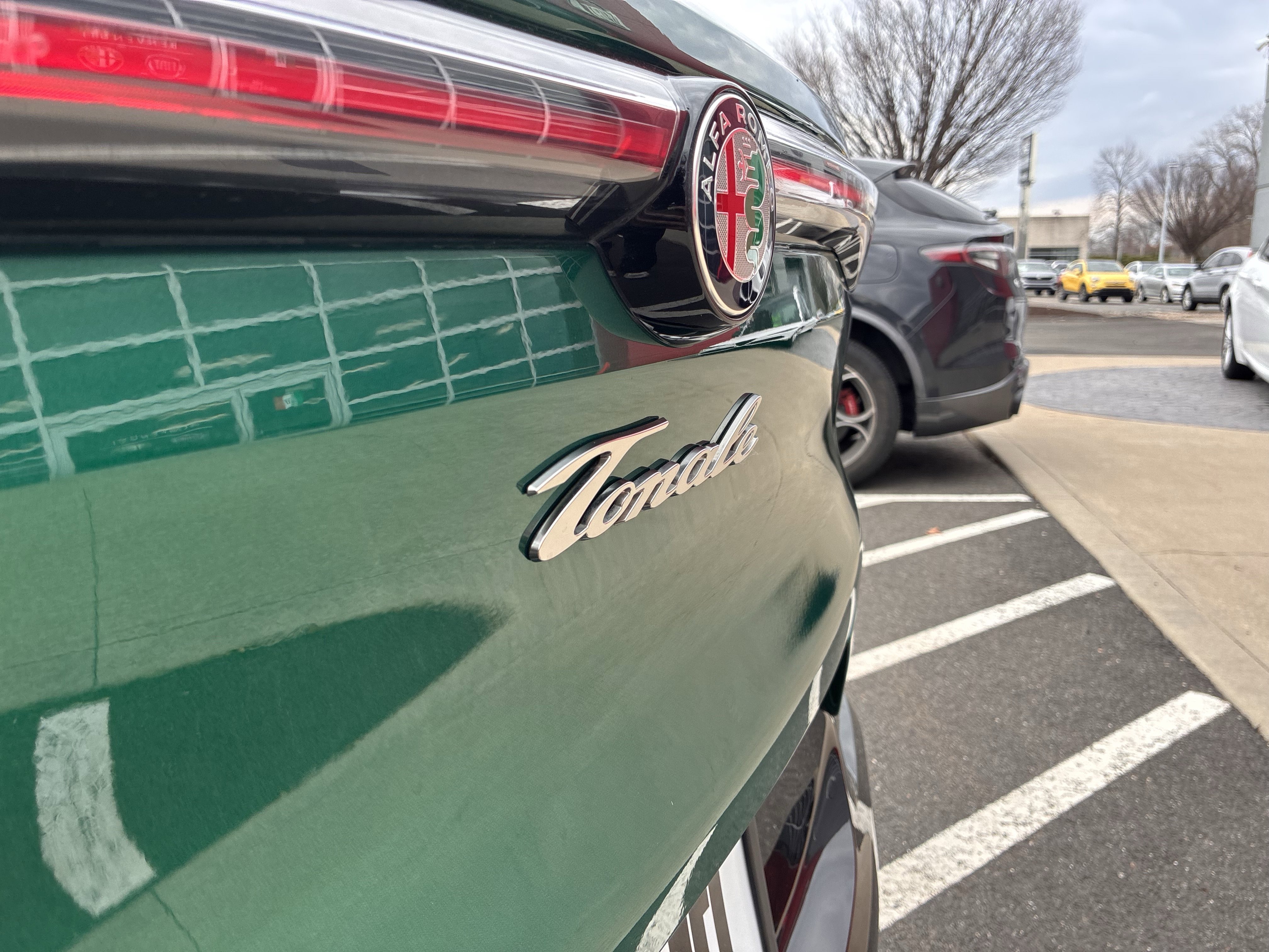 Certified 2024 Alfa Romeo Tonale Veloce image 12