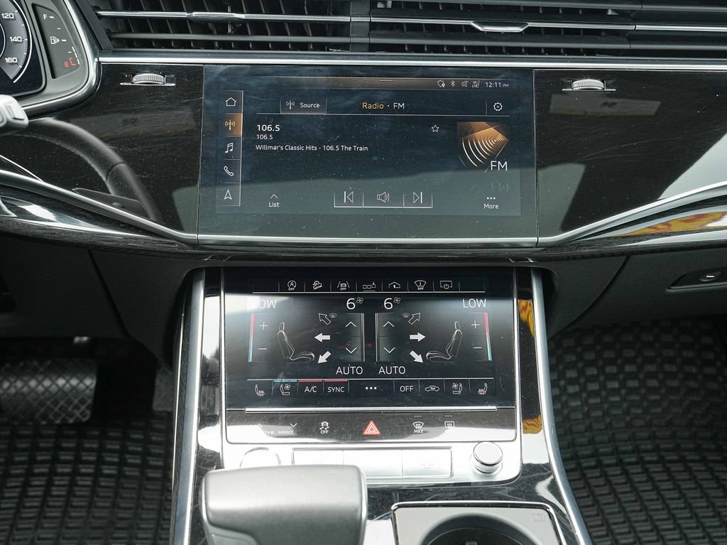 Used 2019 Audi Q8 Prestige AWD/4WD image 30
