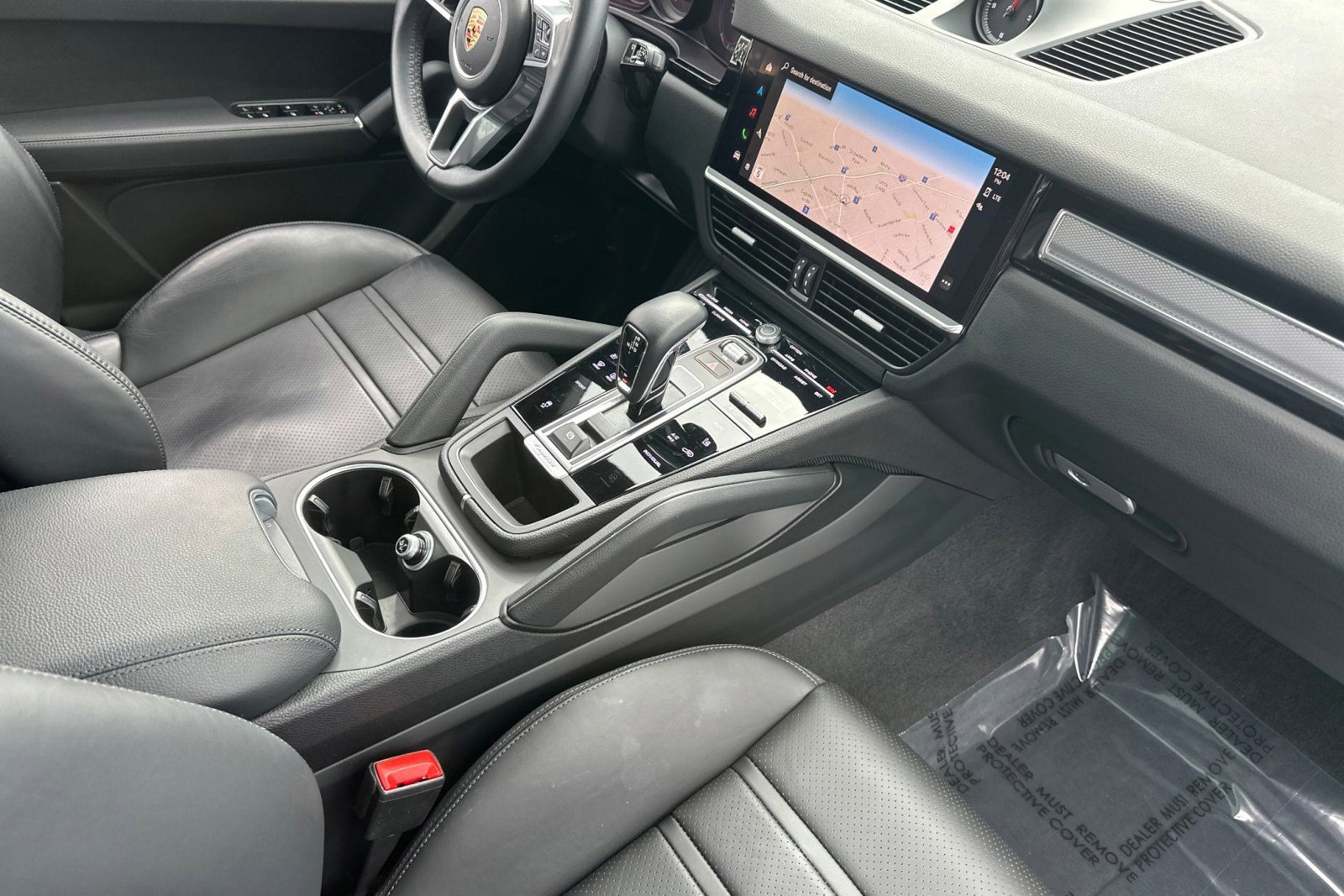 Used 2023 Porsche Cayenne Platinum Edition image 32