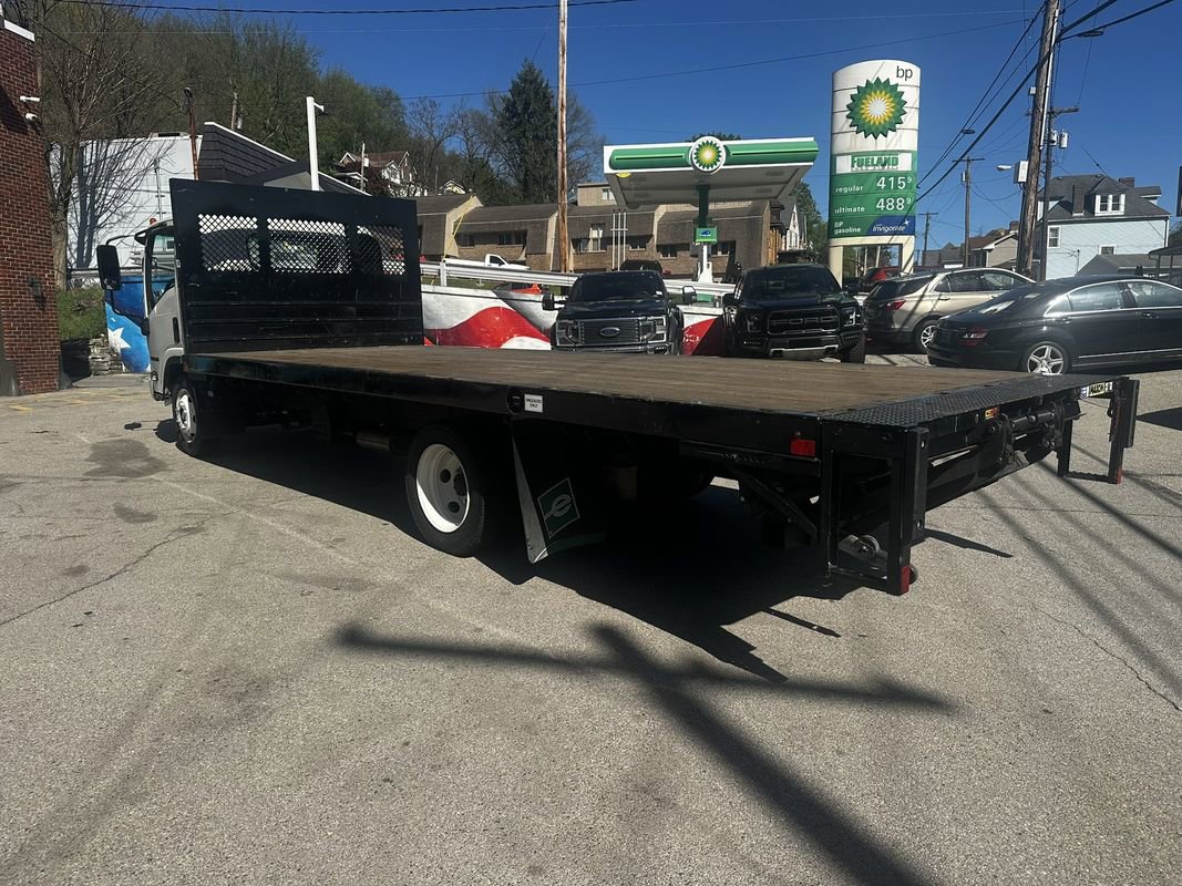 Used 2025 Isuzu NQR image 3