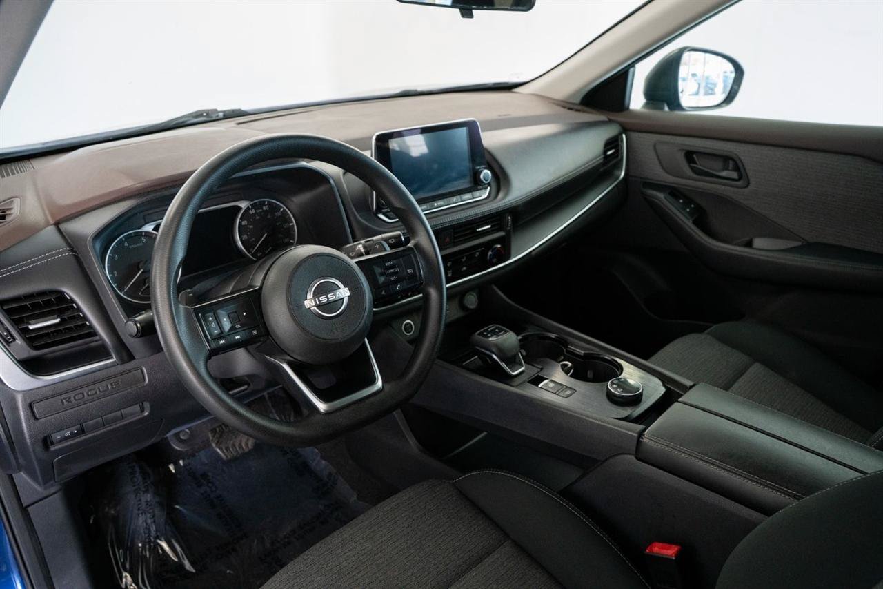 Used 2022 Nissan Rogue S AWD/4WD image 15