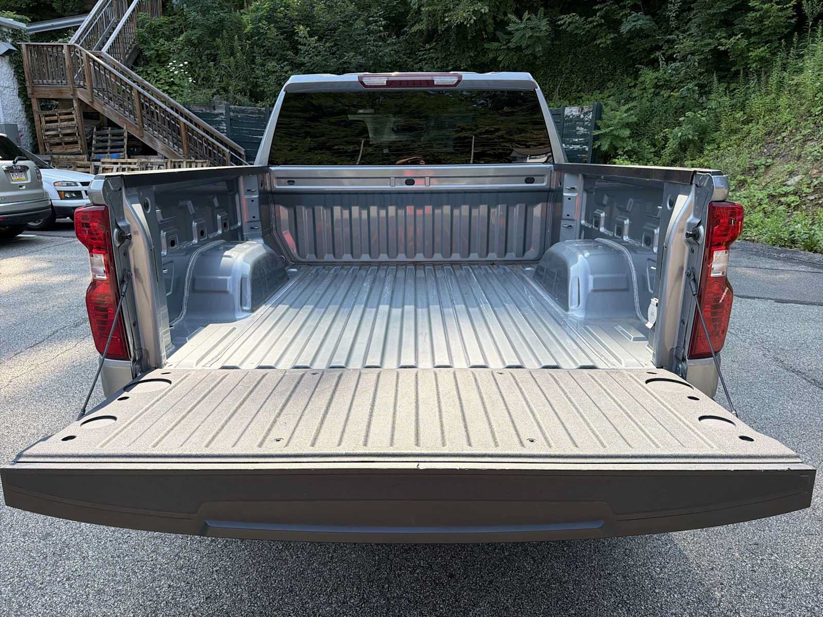 Certified 2024 Chevrolet Silverado 1500 Custom Trail Boss w/ LPO, Dark Essentials Package AWD/4WD image 24