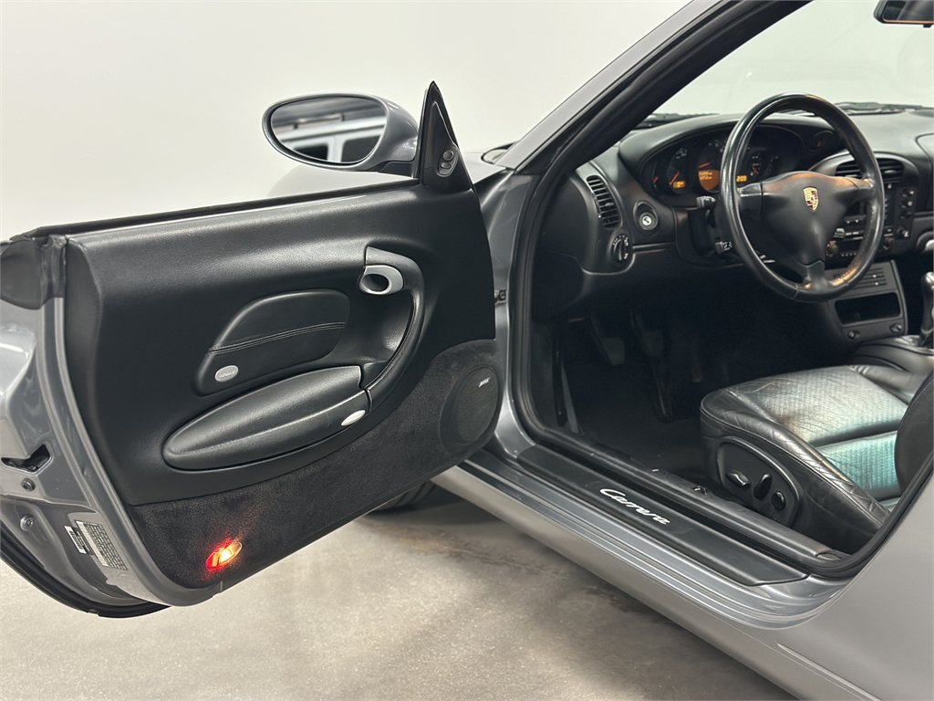 Used 2004 Porsche 911 GT3 RS image 20