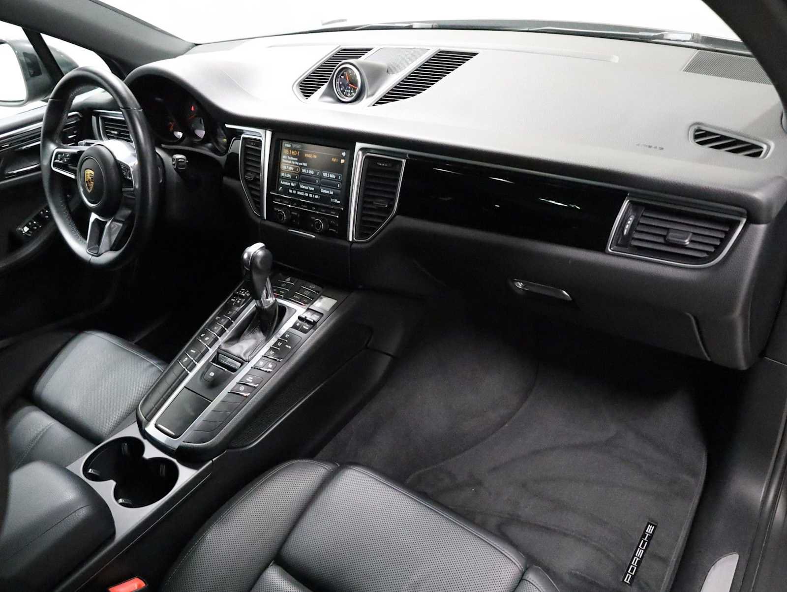 Used 2016 Porsche Macan S AWD/4WD image 6