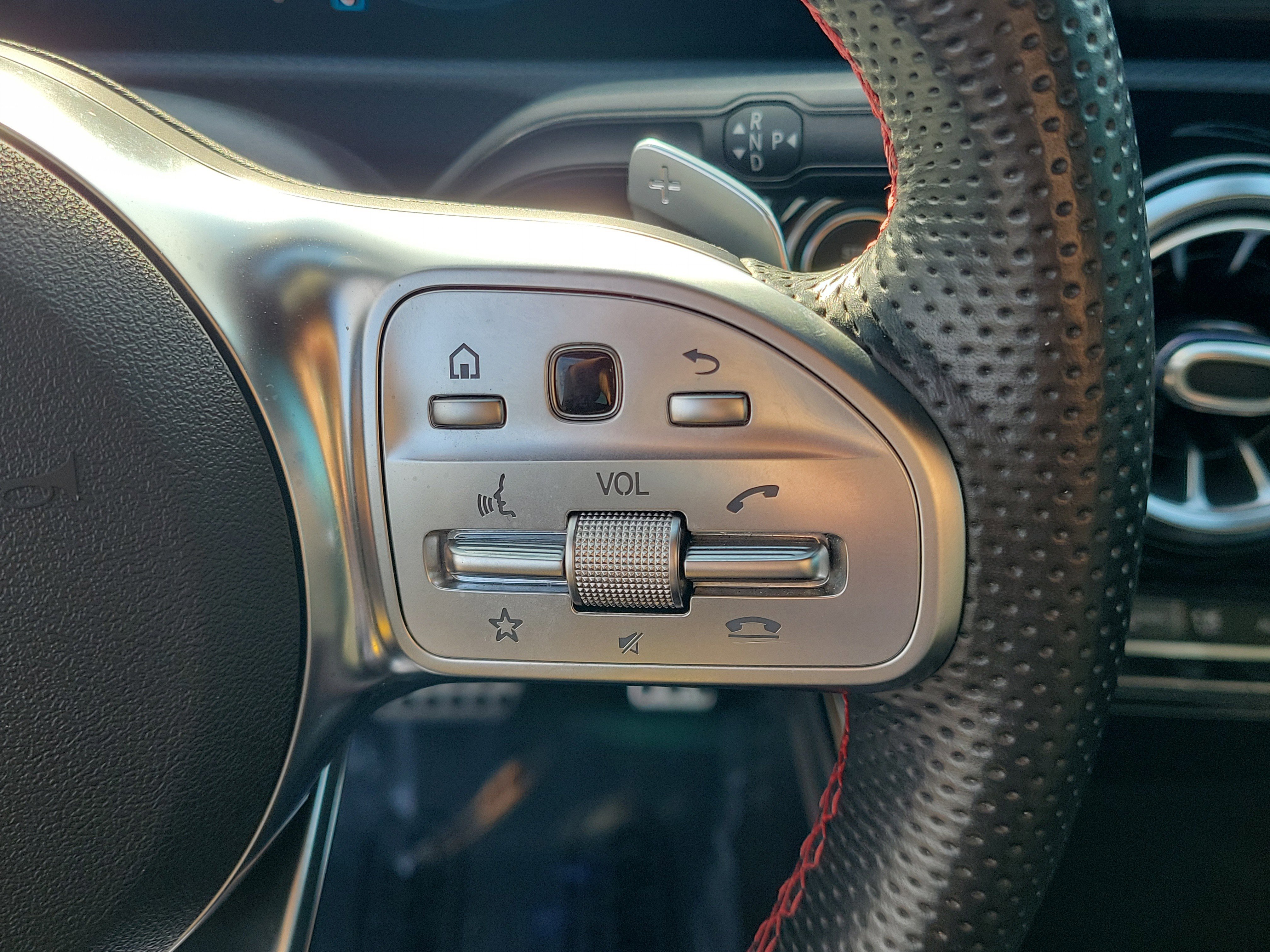 Used 2021 Mercedes-Benz CLA 250 image 25