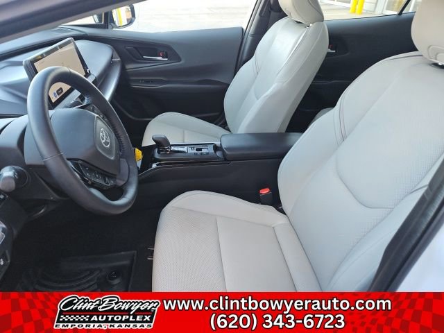 Used 2024 Toyota Prius Limited w/ Limited Premium Package image 15