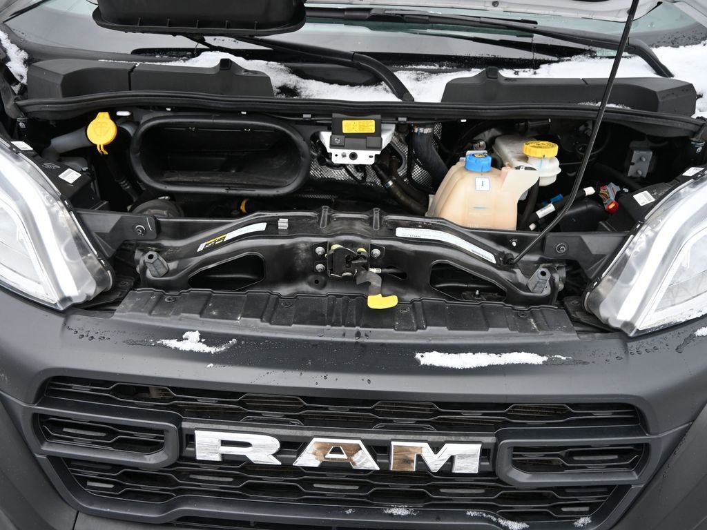 Used 2024 RAM ProMaster 2500 w/ Convenience Group image 24