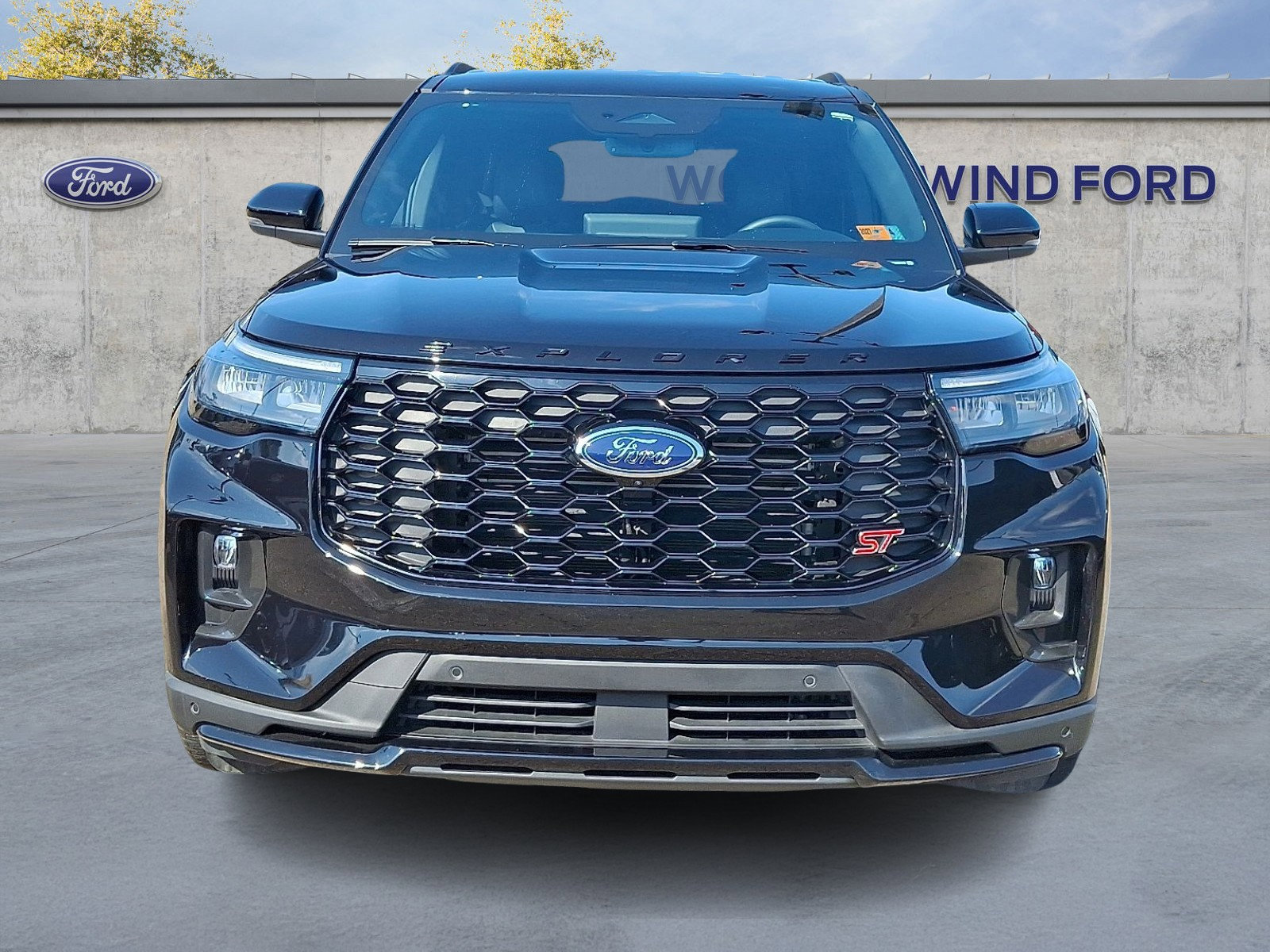 Used 2025 Ford Explorer ST video 2