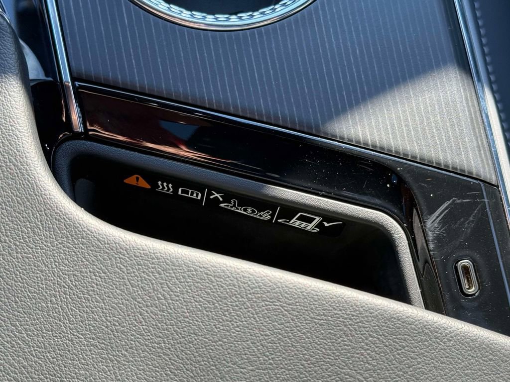 Used 2024 Cadillac Lyriq Luxury w/ LPO, Floor Liner Package image 25