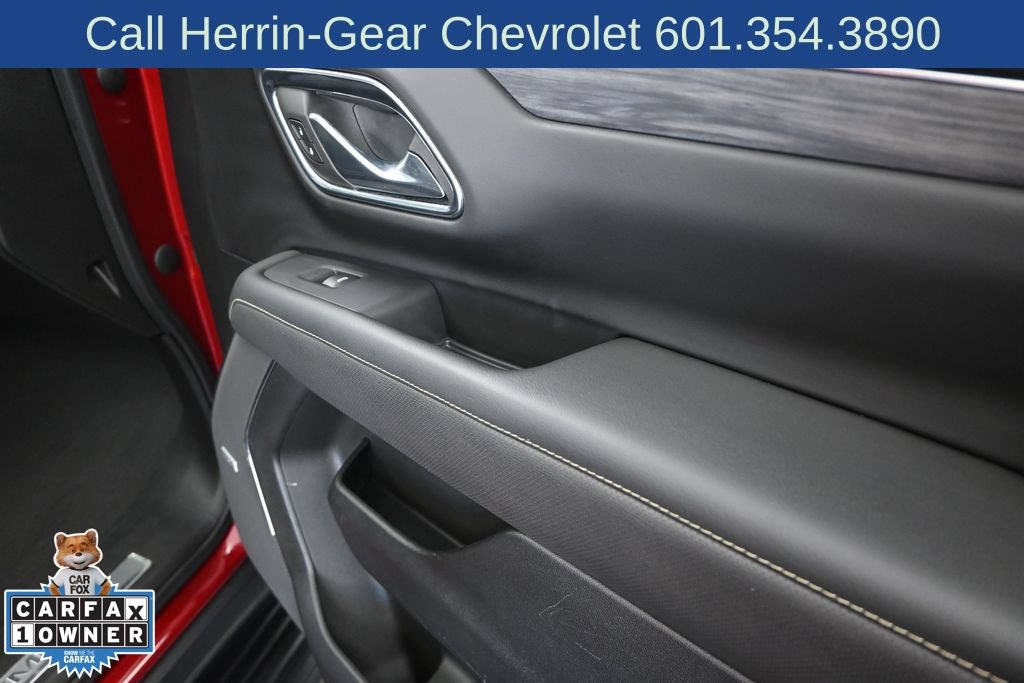 Used 2023 GMC Yukon SLT w/ SLT Premium Package RWD image 23