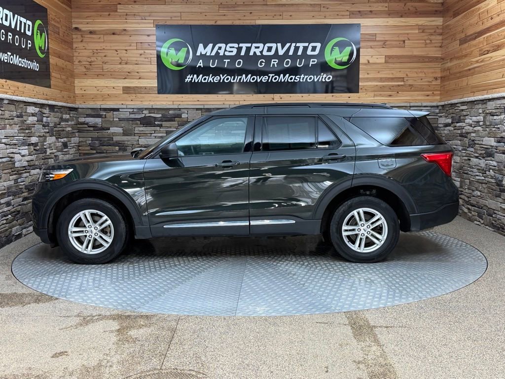 Used 2023 Ford Explorer XLT image 6