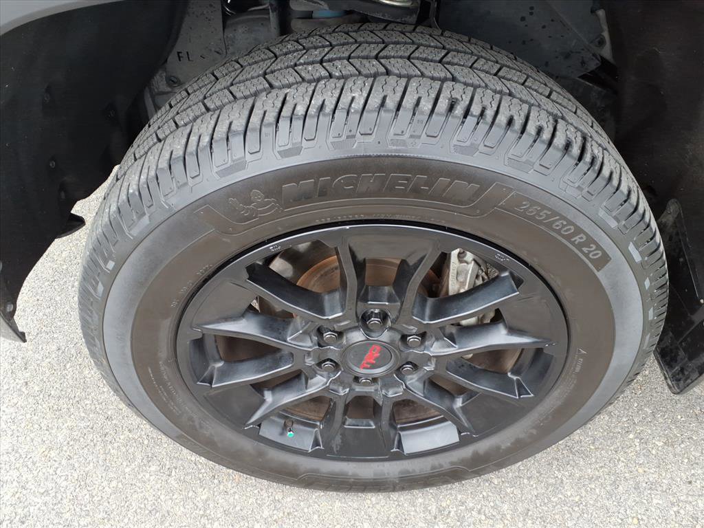 Used 2022 Toyota Tundra Limited w/ TRD Off-Road Package image 10