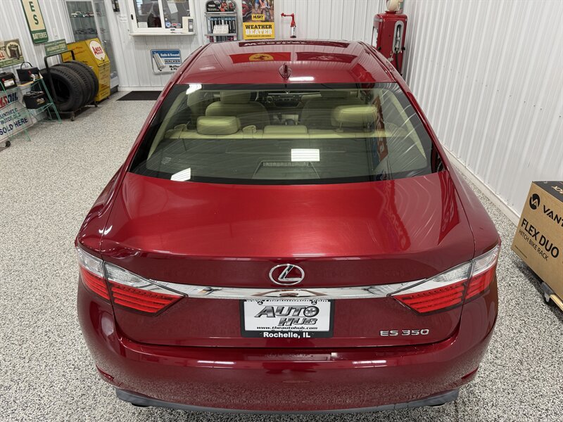 Used 2015 Lexus ES 350 w/ Luxury Package FWD image 27