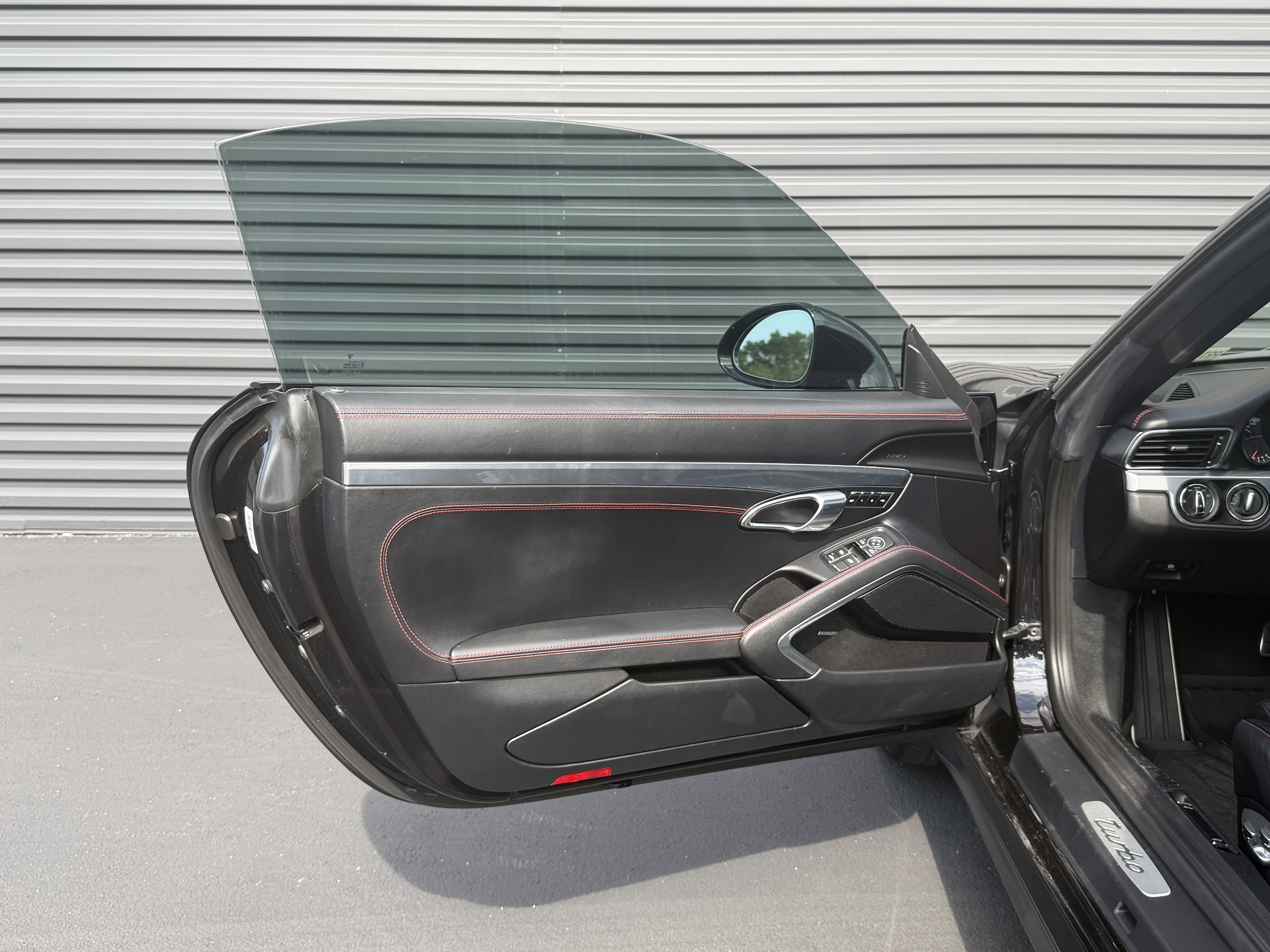 Certified 2019 Porsche 911 Turbo AWD/4WD image 13