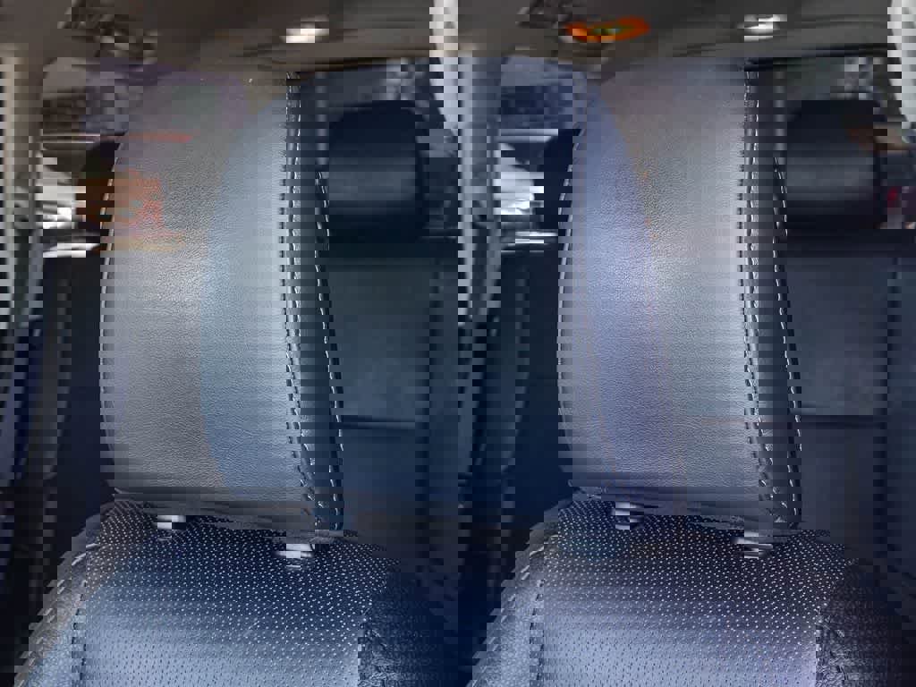 Used 2018 Lexus GX 460 Premium w/ Premium Package image 22