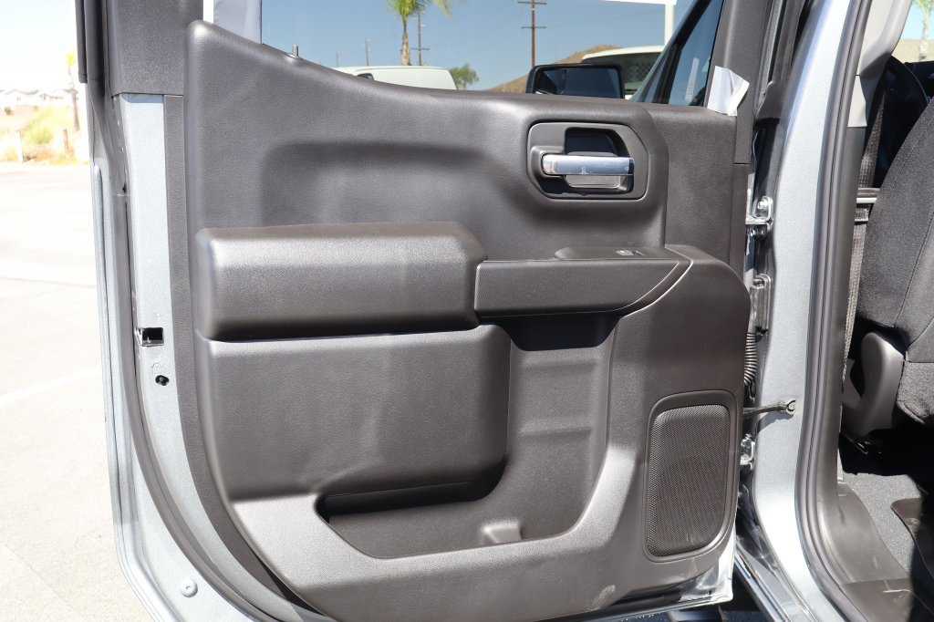 New 2026 Chevrolet Silverado 1500 Custom w/ Turbomax Blackout Package AWD/4WD image 32