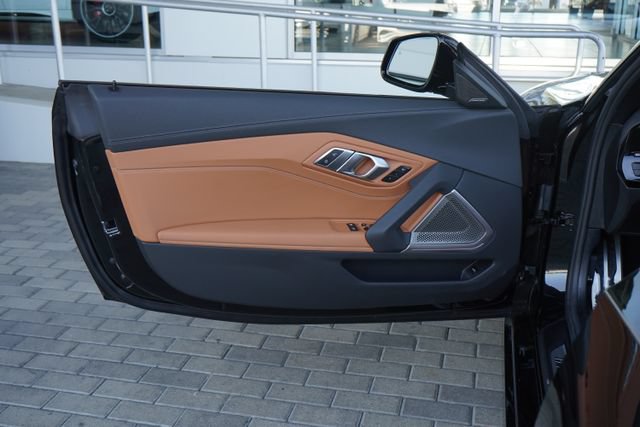 Used 2023 BMW Z4 M40i w/ Premium Package RWD image 23