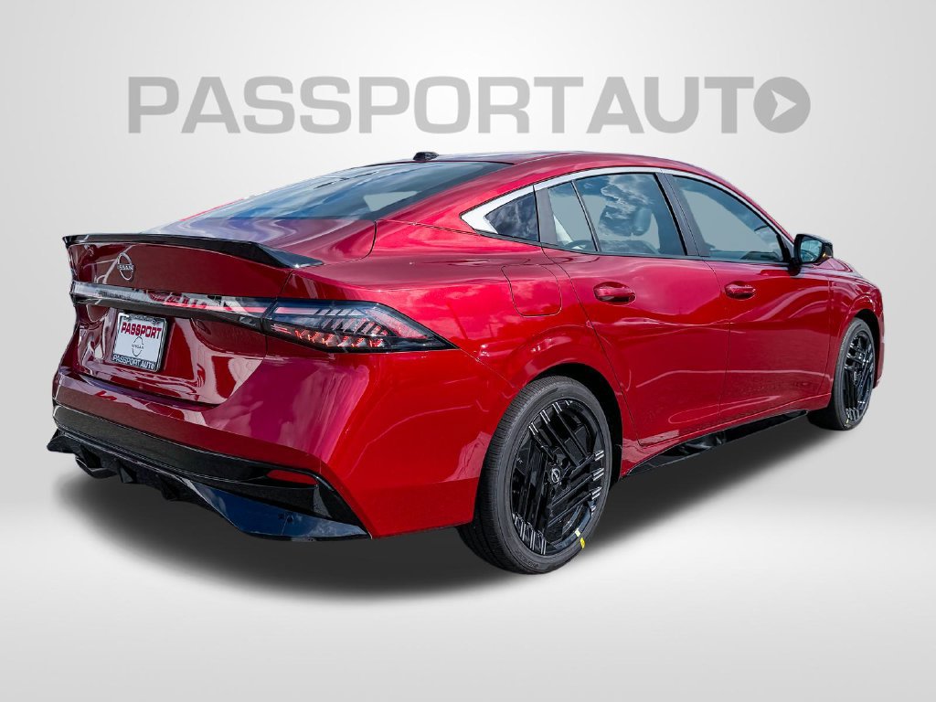 New 2027 Nissan Sentra SR w/ SR Premium Package FWD image 5
